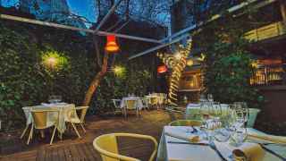 El restaurante de Toledo ideal para disfrutar de un menú degustación al aire libre desde 30 euros
