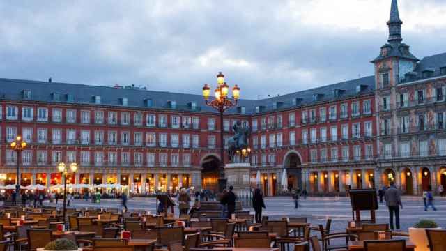 Imagen de una terraza en la madrileña Plaza Mayor.