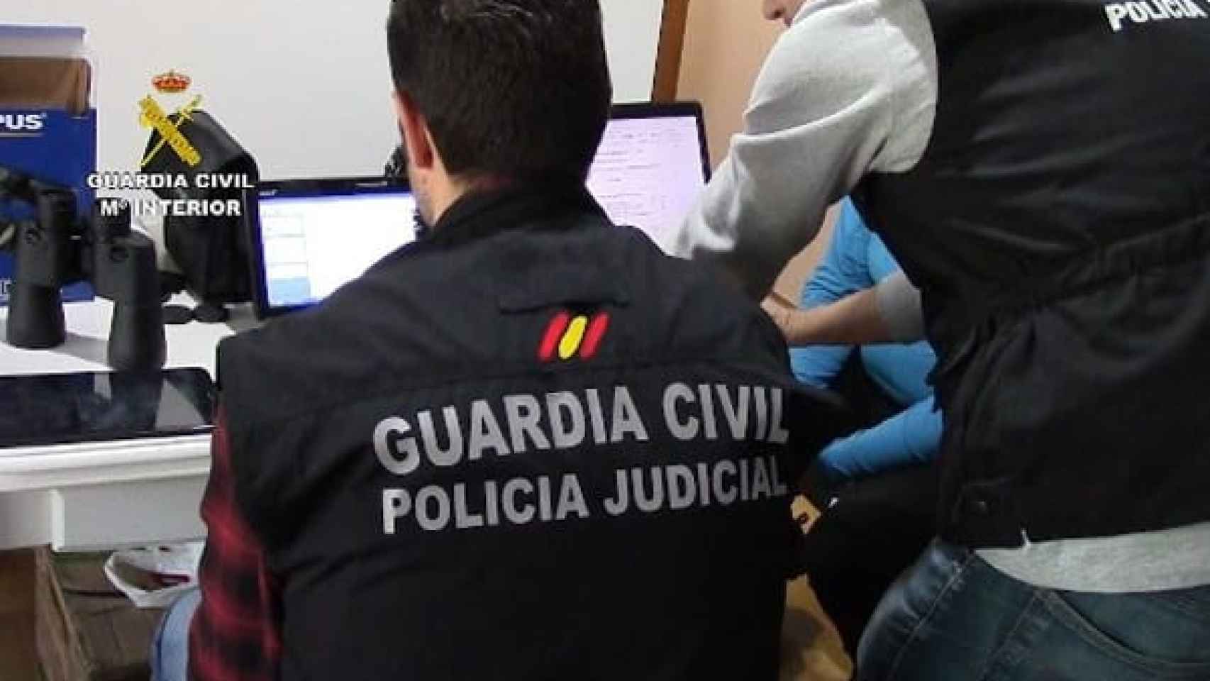 Agentes de la Guardia Civil.