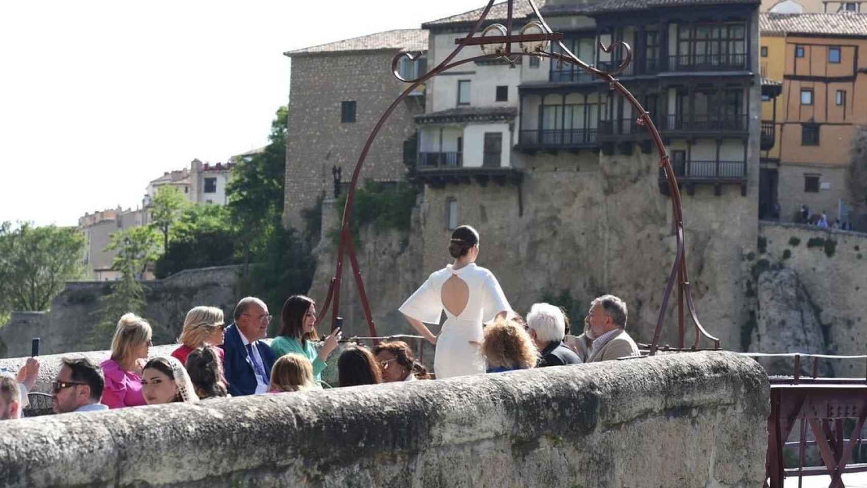 Pasarela sobre el puente de San Pablo de Cuenca.