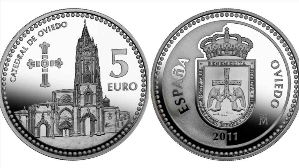 Moneda de cinco euros de Oviedo.