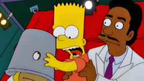 Escena de Los Simpson en que Bart, gracias a laspalabras de un predicador, consigue quitarle a su padre el cubo quese le había quedado pegado en la cabeza.