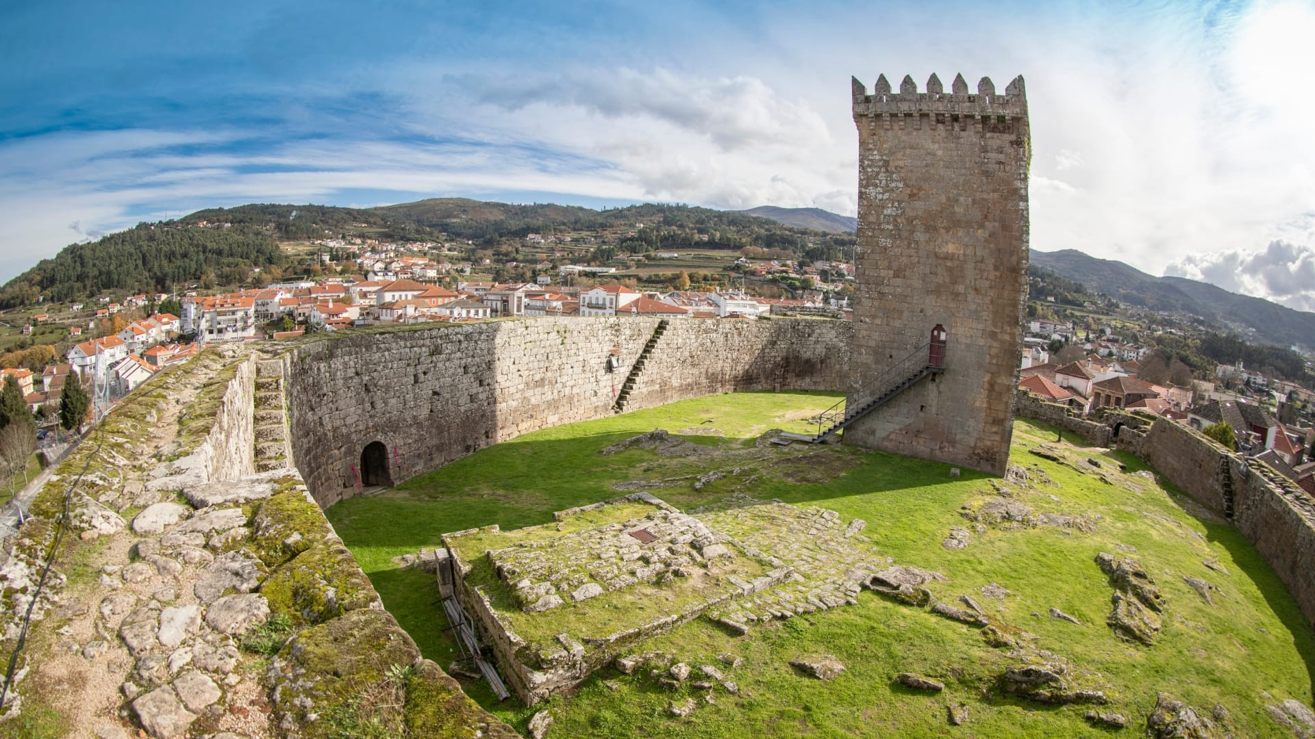 Castillo de Melgaço. Foto: Susana Luzir / Shutterstock.com