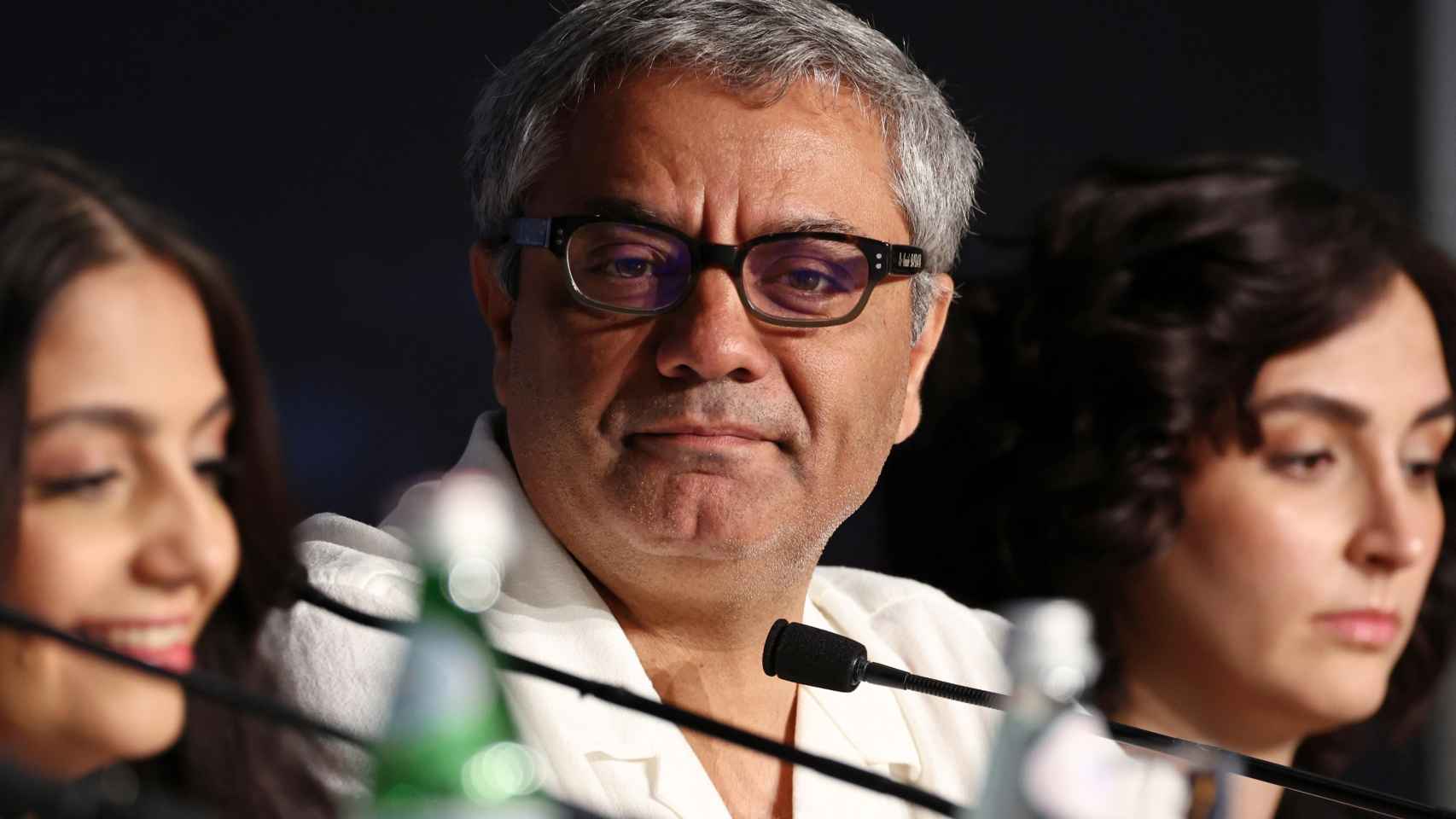 Setareh Maleki, el director Mohammad Rasoulof y Mahsa Rostami en el Festival de Cannes. EFE/EPA/CINDY ORD / POOL. Foto: Cindy Ord/Getty Images