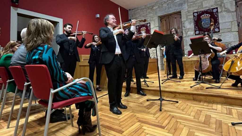 El pregón de Rogelio Groba inaugura las fiestas del Corpus Christi de Ponteareas (Pontevedra)