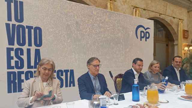 Desayuno electoral del PP de Salamanca con Raul de la Hoz