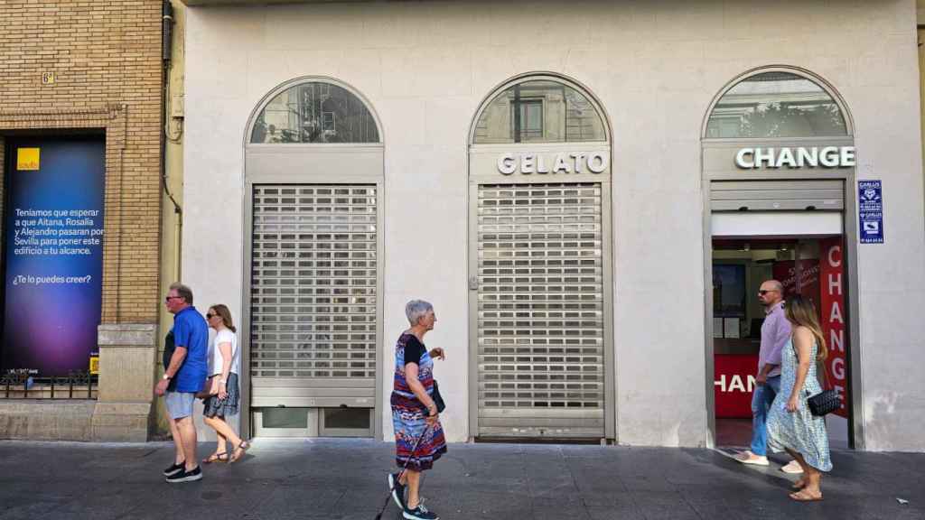 Otra heladería en la avenida de la Constitución.