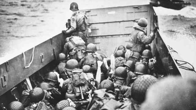 Soldados estadounidenses antes de desembarcar en Omaha, el 6 de junio de 1944. Foto: U.S. Navy Naval History and Heritage Command