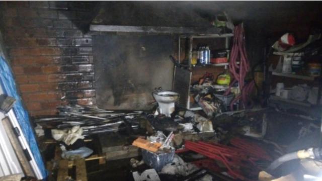Incendio en una vivienda en O Pino.