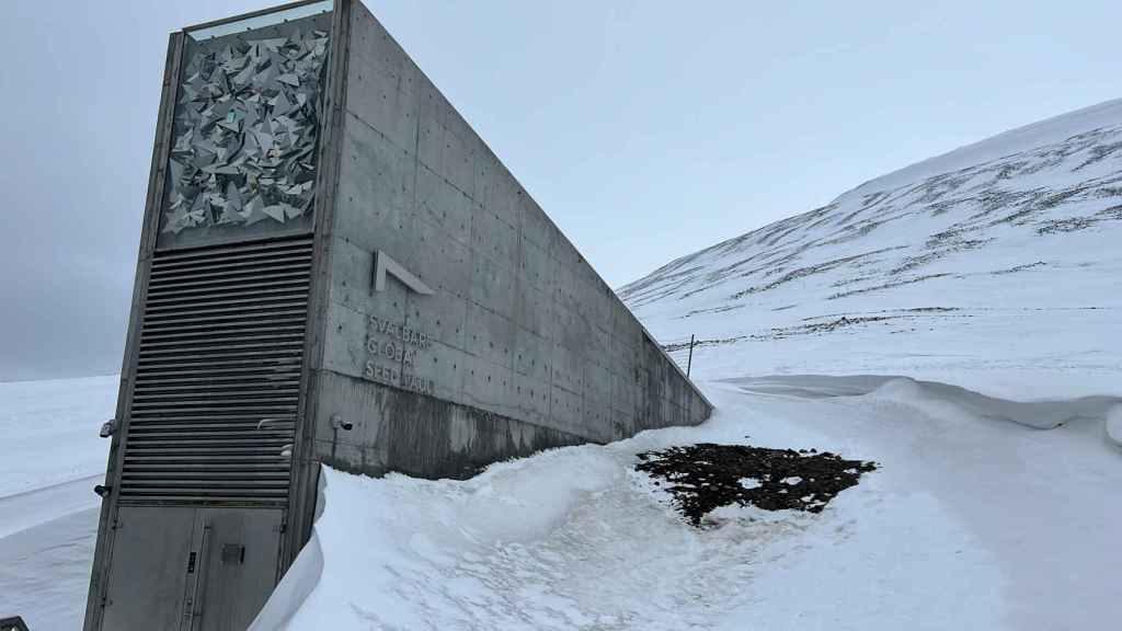 Exterior del Banco Mundial de Semillas de Svalbard.