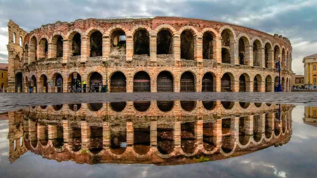 Un plato, un vino y un helado en Verona