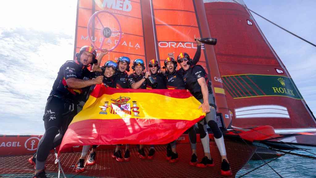 España logra su segunda victoria SailGP de la temporada en Bermudas