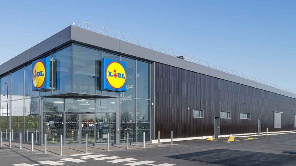 Fachada Lidl.