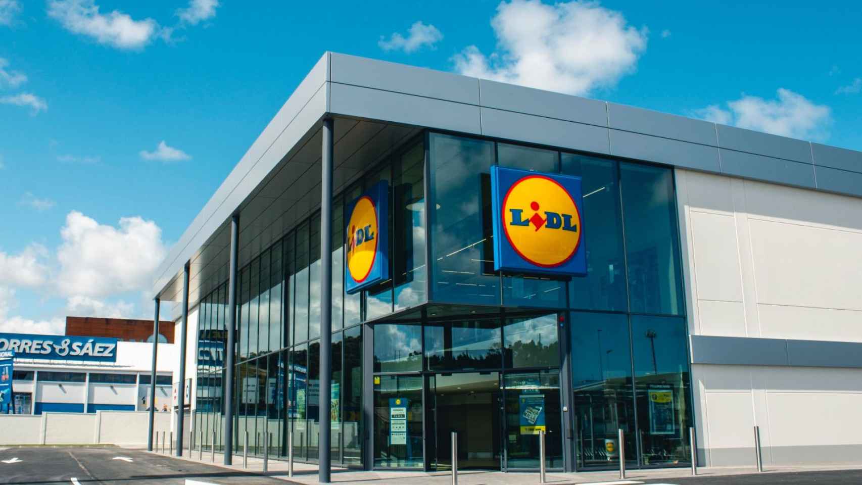 Fachada Lidl.