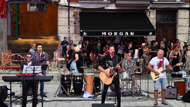 Uno de los grupos tocando en Valladolid por el Día de la Música