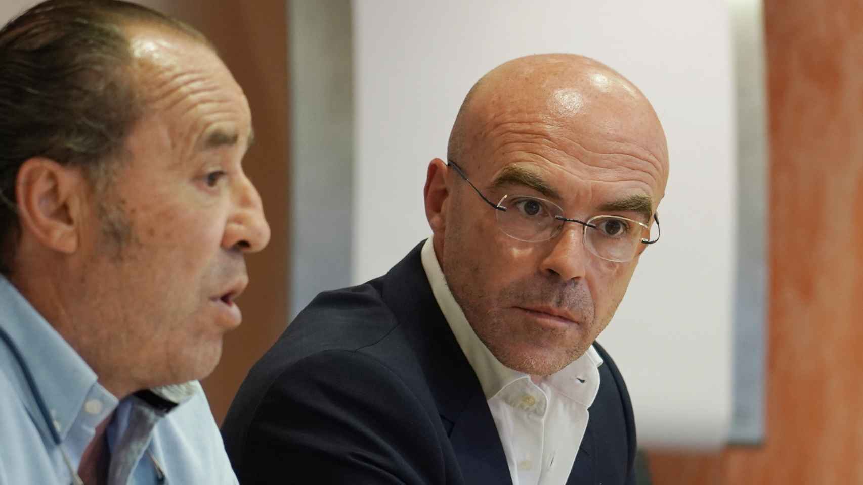 El presidente de ASAJA Valladolid, Juan Ramón Alonso, mantiene una reunión de trabajo con el cabeza de lista de Vox para las Elecciones al Parlamento Europeo, Jorge Buxadé