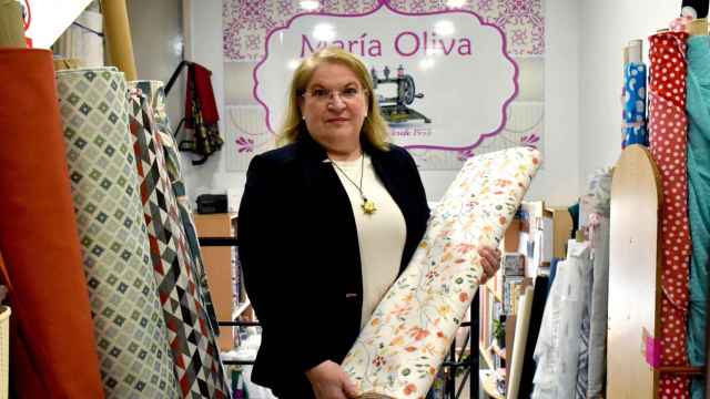 Fausta Di Nardo, en su tienda Tejidos María Oliva