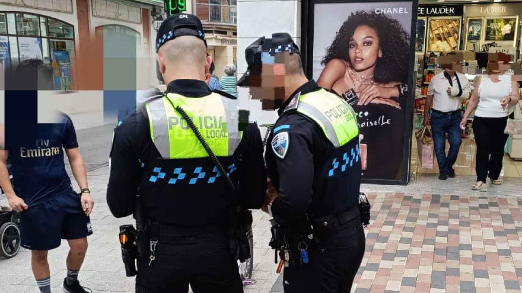 Dos agentes de la Policía Local de Ciudad Real. Imagen de recurso.