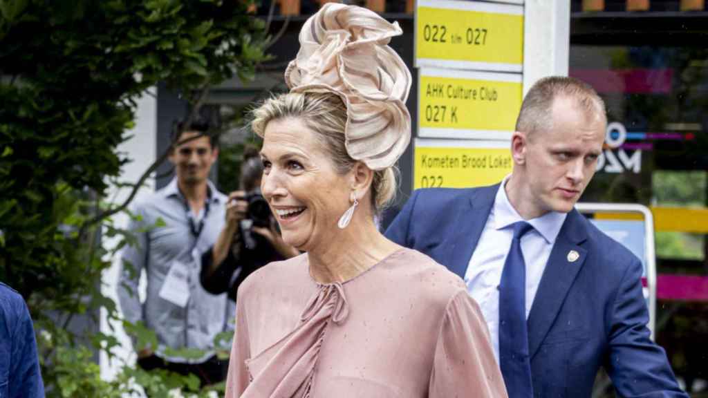 La Reina, llegando a su último acto oficial.