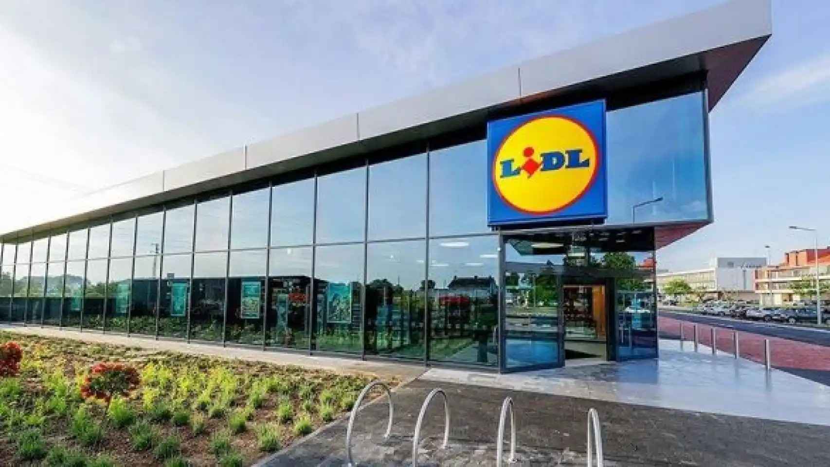 Fachada de un supermercado de Lidl.