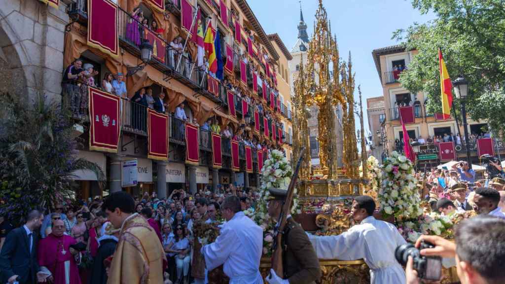 La Custodia de Arfe llegando a Zocodover.