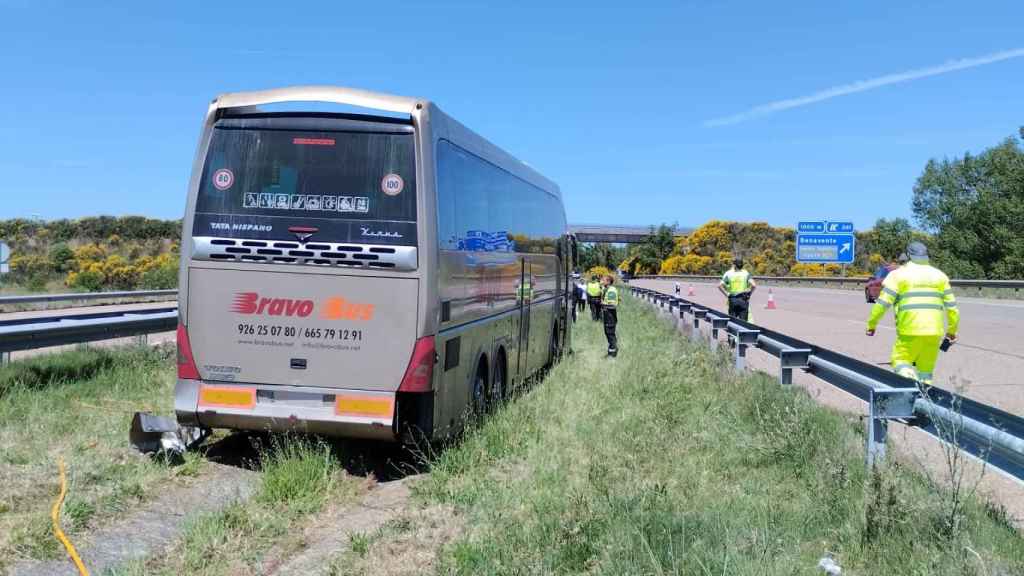 Autobús accidentado en Castrogonzalo