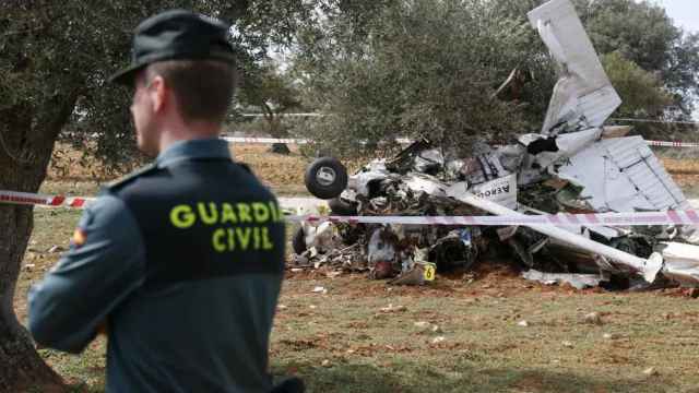 La avioneta siniestrada en Perales de Tajuña en marzo de 2016.