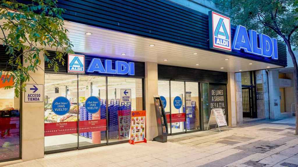 Puerta de entrada Aldi.