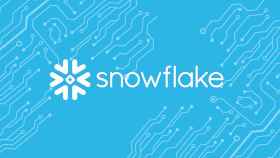 Fotomontaje con el logo de Snowflake.