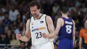 Sergio Llull, tras anotar su espectacular canasta.