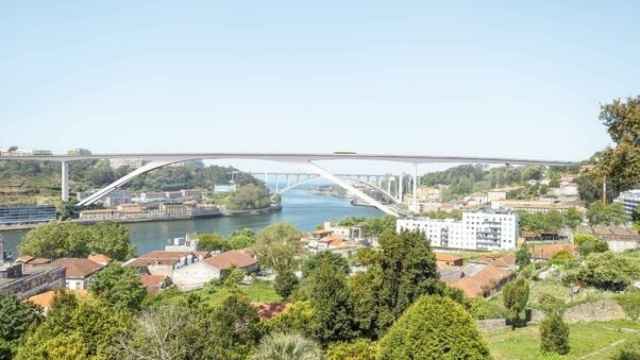 Puente sobre el río Duero que FCC va a construir en Oporto.
