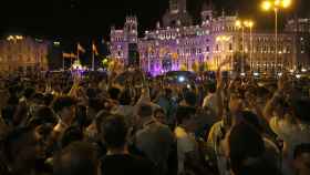 Las masas celebran en Cibeles la Champions del Real Madrid.