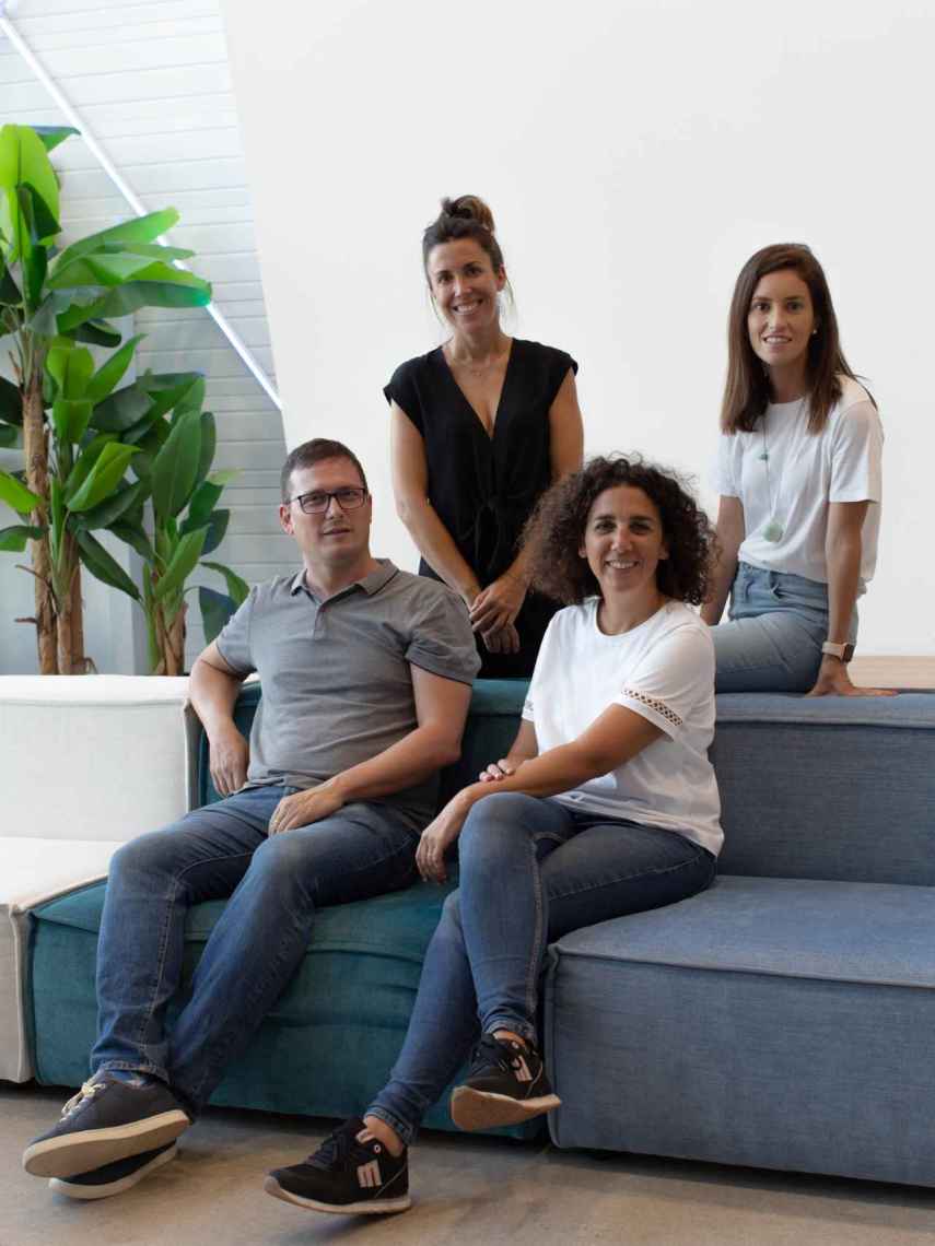 De izquierda a derecha: Enrique Penichet, Luz Adell, Raquel Bernal, Elena Company; equipo gestor de Draper B1.