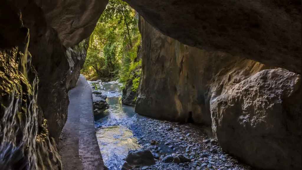 Cueva de los Cahorros de Monachil, Granada.