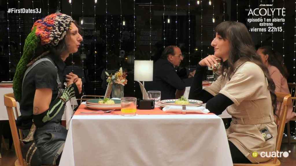 Joelle y Julia en ‘First Dates’.