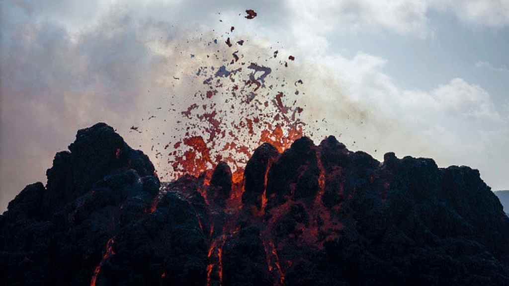 El volcán Svartsengi ha entrado en erupción por quinta vez un seis meses