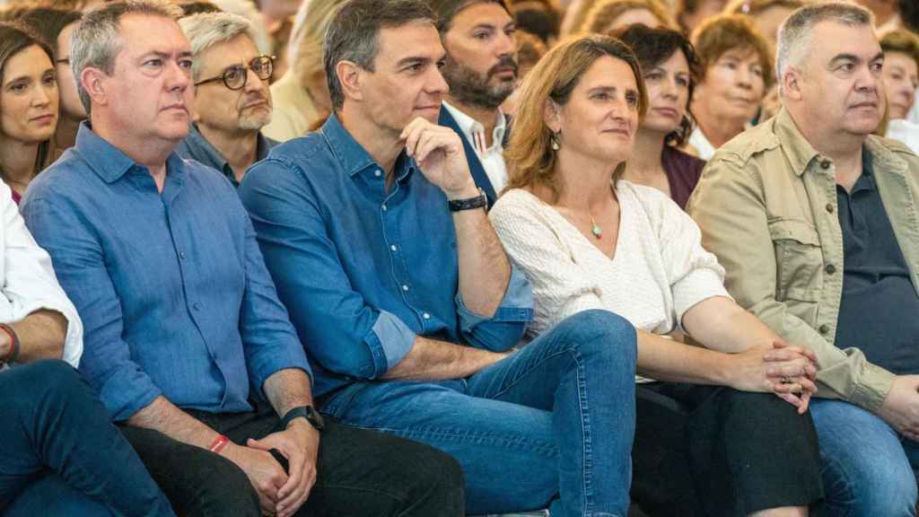 Pedro Sánchez y la candidata socialista europea Teresa Ribera.