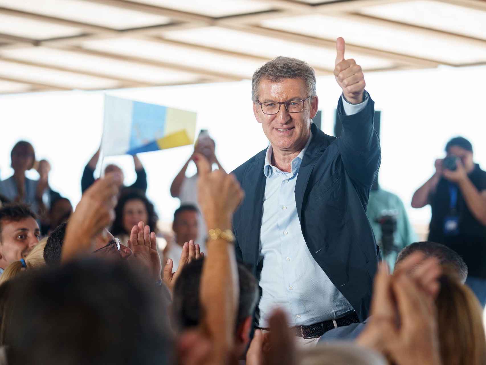 El líder del PP, Alberto Núñez Feijóo, este lunes durante un mitin de su partido en Tenerife.