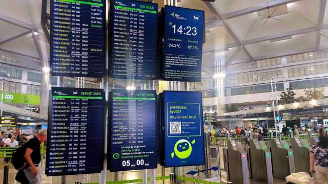 Oli, el nuevo asistente virtual del aeropuerto de Málaga: habla ocho idiomas