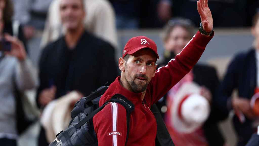 Djokovic se despide tras vencer de Cerúndolo en octavos de final de Roland Garros.