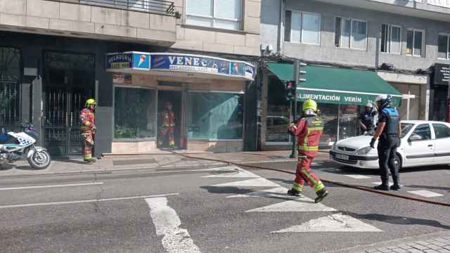 Incendio en una cafetería de la calle Sanjurjo Badía, en Vigo.