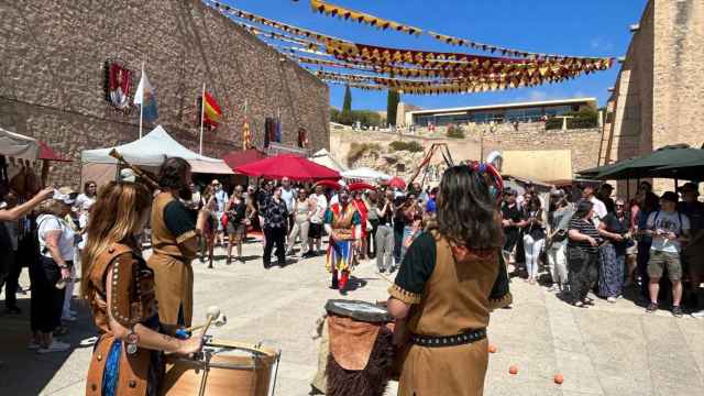 El Castillo de Santa Bárbara vuelve al medievo este finde con artesanía, juegos y música