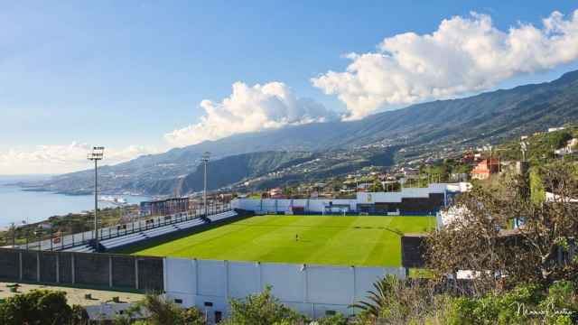 Un estadio español construido en pleno acantilado
