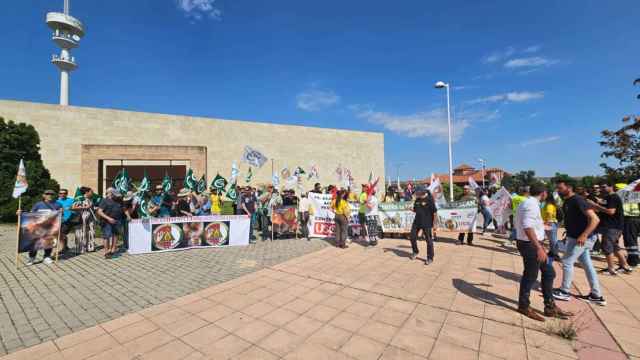 Protesta frente a la Consejería de Desarrollo Sostenible. Foto: CSIF.