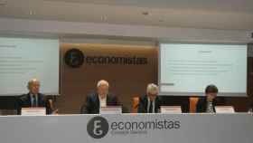 De izquierda a derecha, Ginés de Rus, Ángel de la Fuente, Valentín Pich y Anna Matas en la sesión sobre Infraestructuras del Transporte.