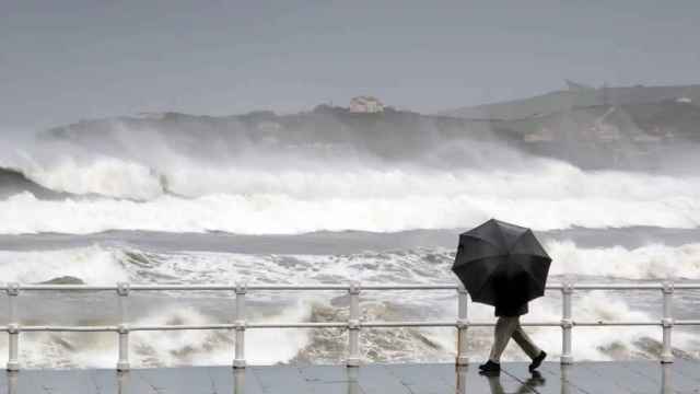 Un día de temporal y lluvias en Asturias.