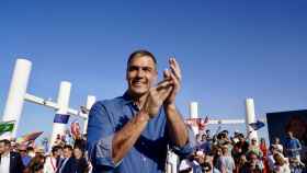 Pedro Sánchez y la gran herida que ha podido apreciarse durante el mitin que ha ofrecido en Benalmádena.