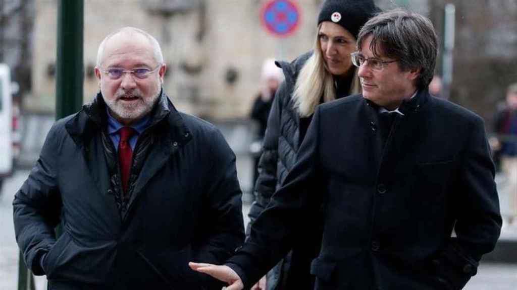 Lluís Puig junto al expresidente de la Generalitat Carles Puigdemont.