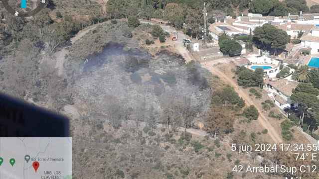 Declarado un incendio forestal en Mijas (Málaga).