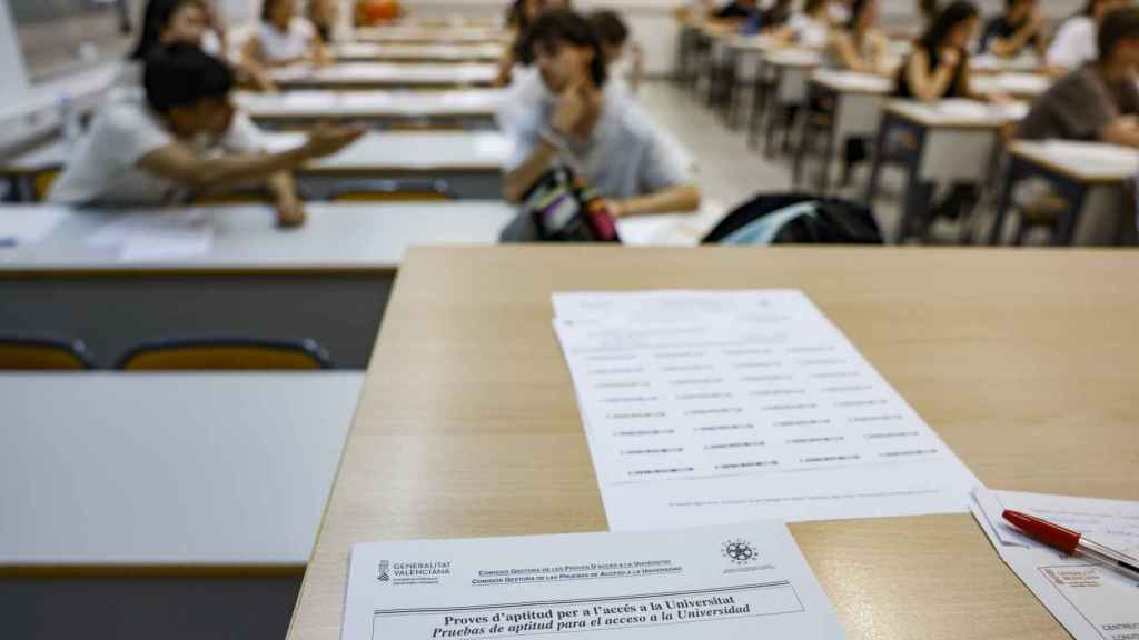 Más de 24.200 estudiantes se presentan a las Pruebas de Acceso a la Universidad en la Comunitat Valenciana. Efe / Ana Escobar